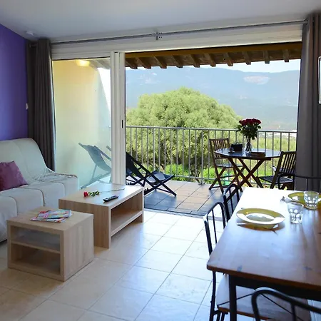 R Sidence Alba Rossa Di Ferro With Terrace Or Balcony *