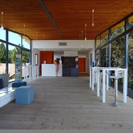 R Sidence Alba Rossa Di Ferro With Terrace Or Balcony Holiday home Serra-di-Ferro (Corsica)